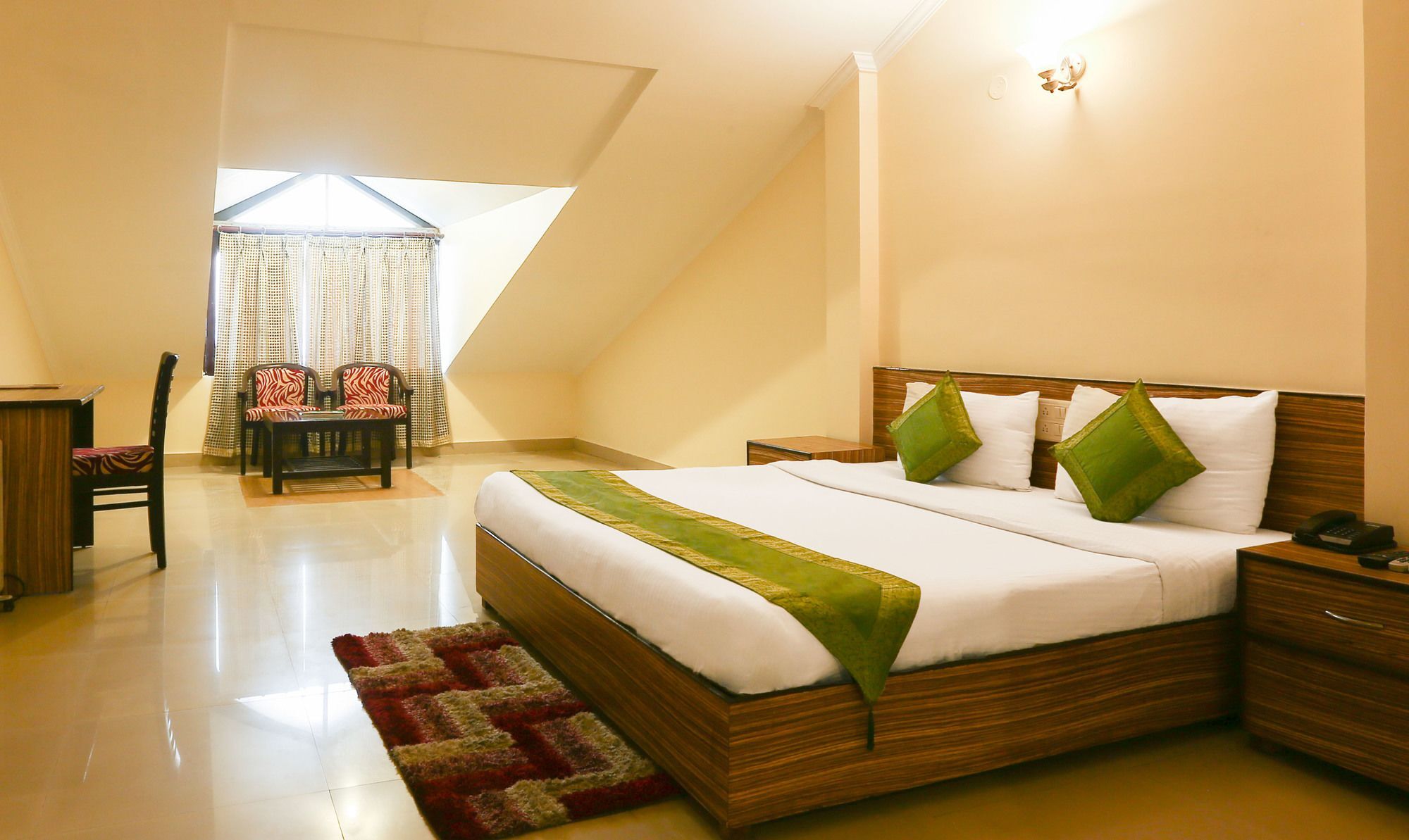 Treebo Trend Gk Conifer Hotel Dharamszala Kültér fotó