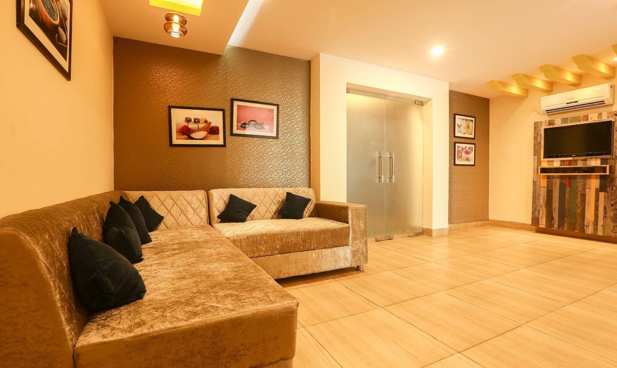 Treebo Trend Gk Conifer Hotel Dharamszala Kültér fotó